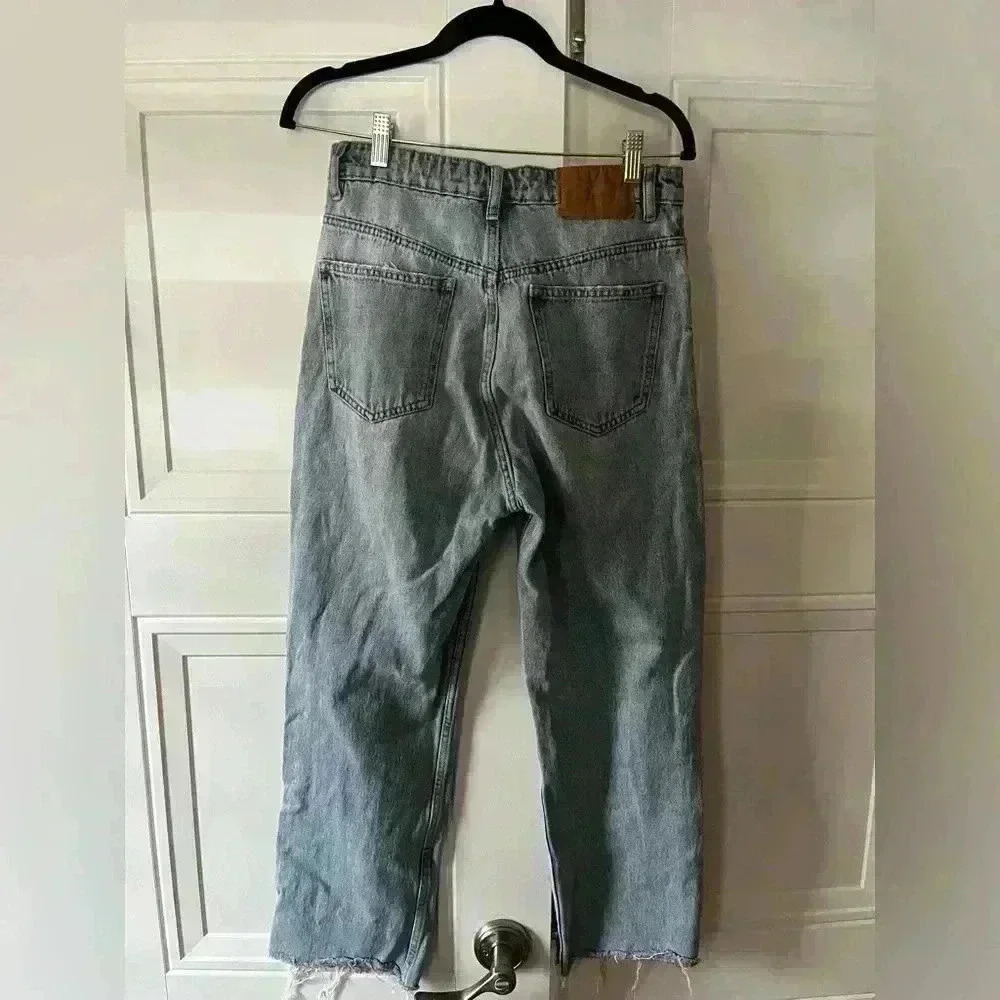 Zara distressed jeans. - Picture 4 of 4